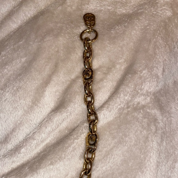 Michael Kors Gold Chain Bracelet - Picture 3 of 4